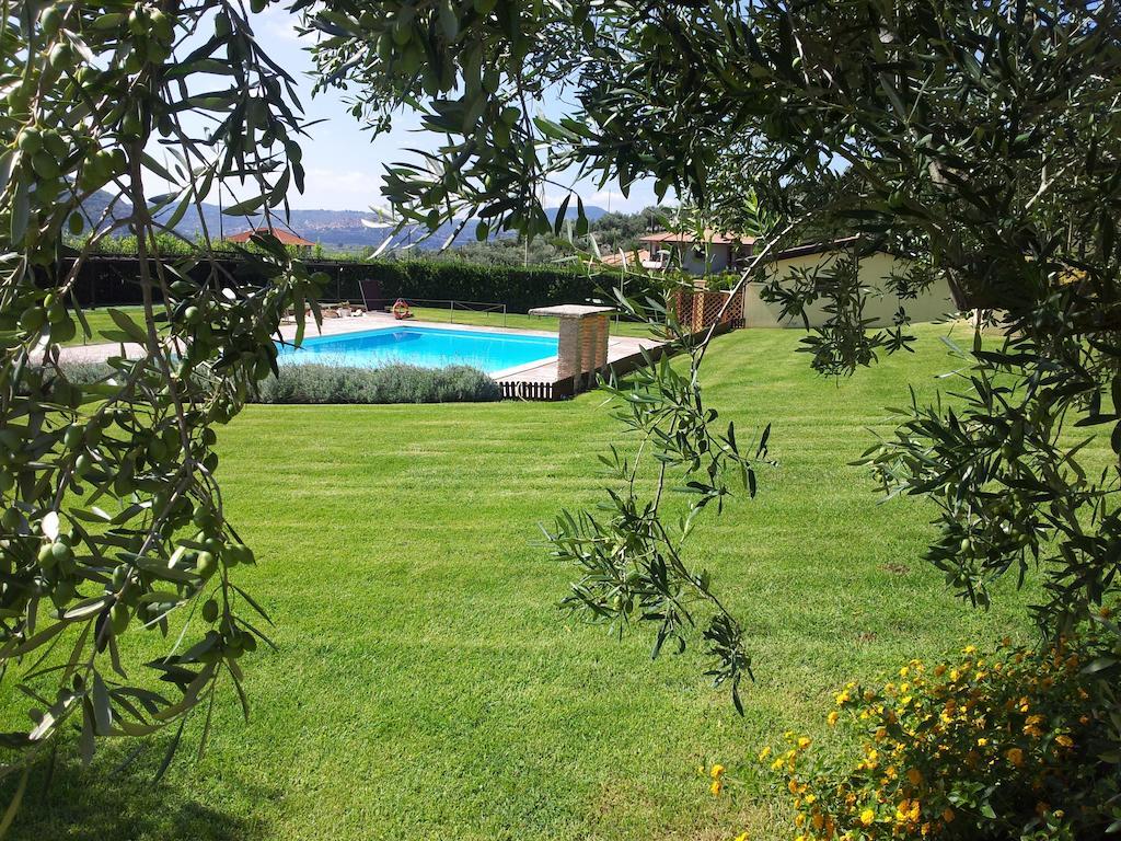 Hotel Piscina La Suite Prossedi Exteriér fotografie